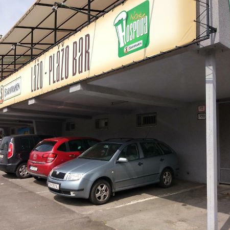 Riverview Apartment Bratislava Luaran gambar